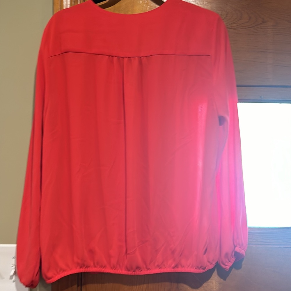 Pink top - Picture 3 of 3